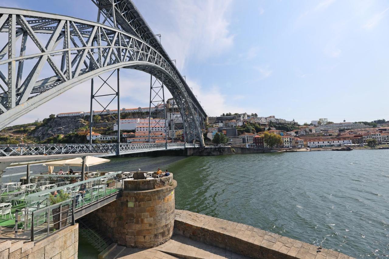 Flh Almada Cozy Apartment With View Porto Exterior photo