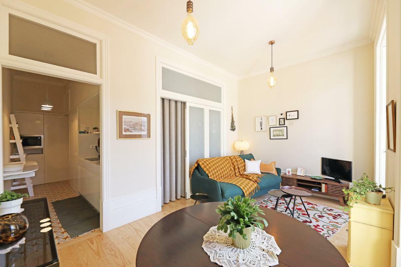 Flh Almada Cozy Apartment With View Porto Exterior photo